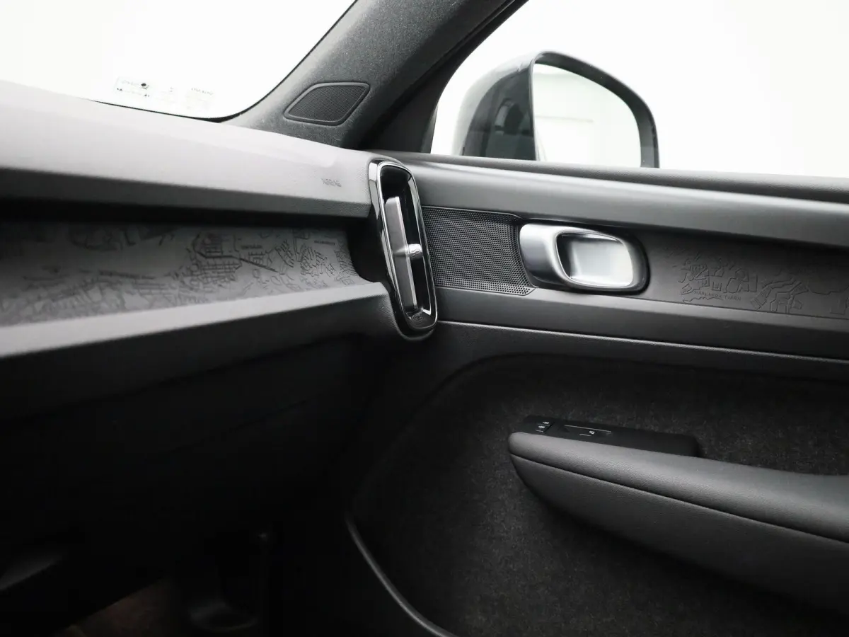 Core | Camera | Navigatie | Climate Control | Apple Carplay/Android Auto |