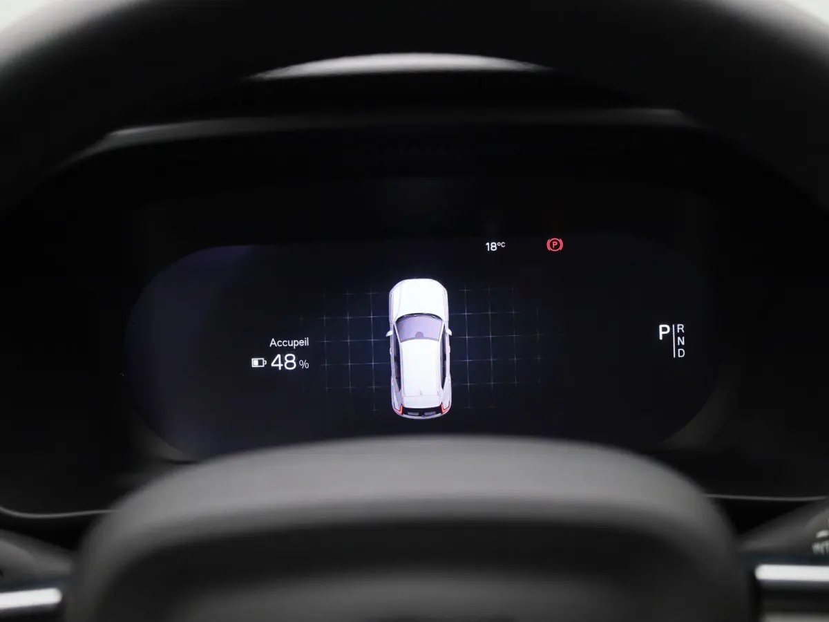 Core | Camera | Navigatie | Climate Control | Apple Carplay/Android Auto |