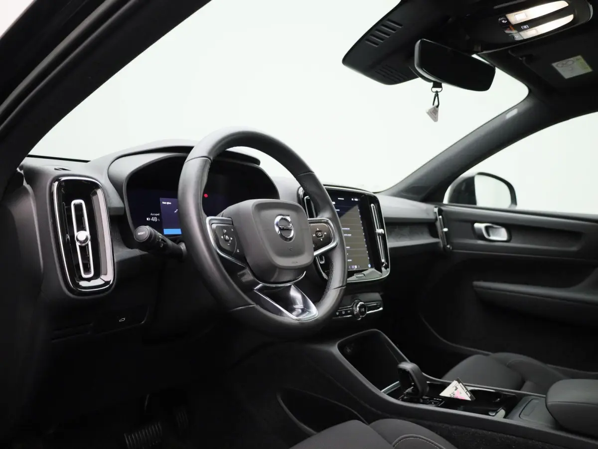 Core | Camera | Navigatie | Climate Control | Apple Carplay/Android Auto |