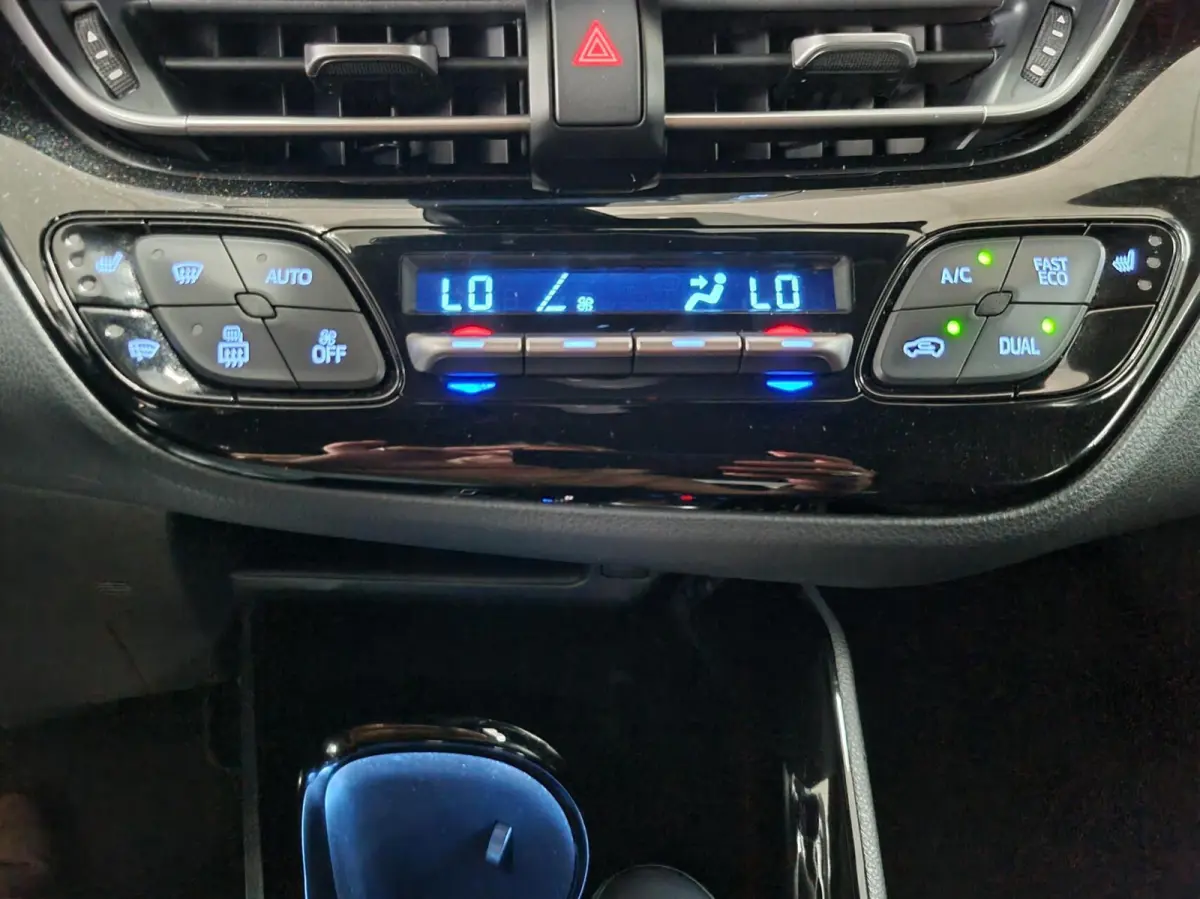 1.8 Hybrid Dynamic / stoel- en stuurverwarming