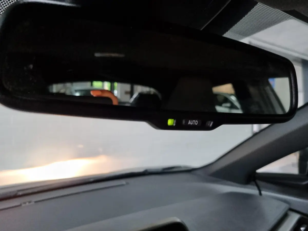 1.8 Hybrid Dynamic / stoel- en stuurverwarming