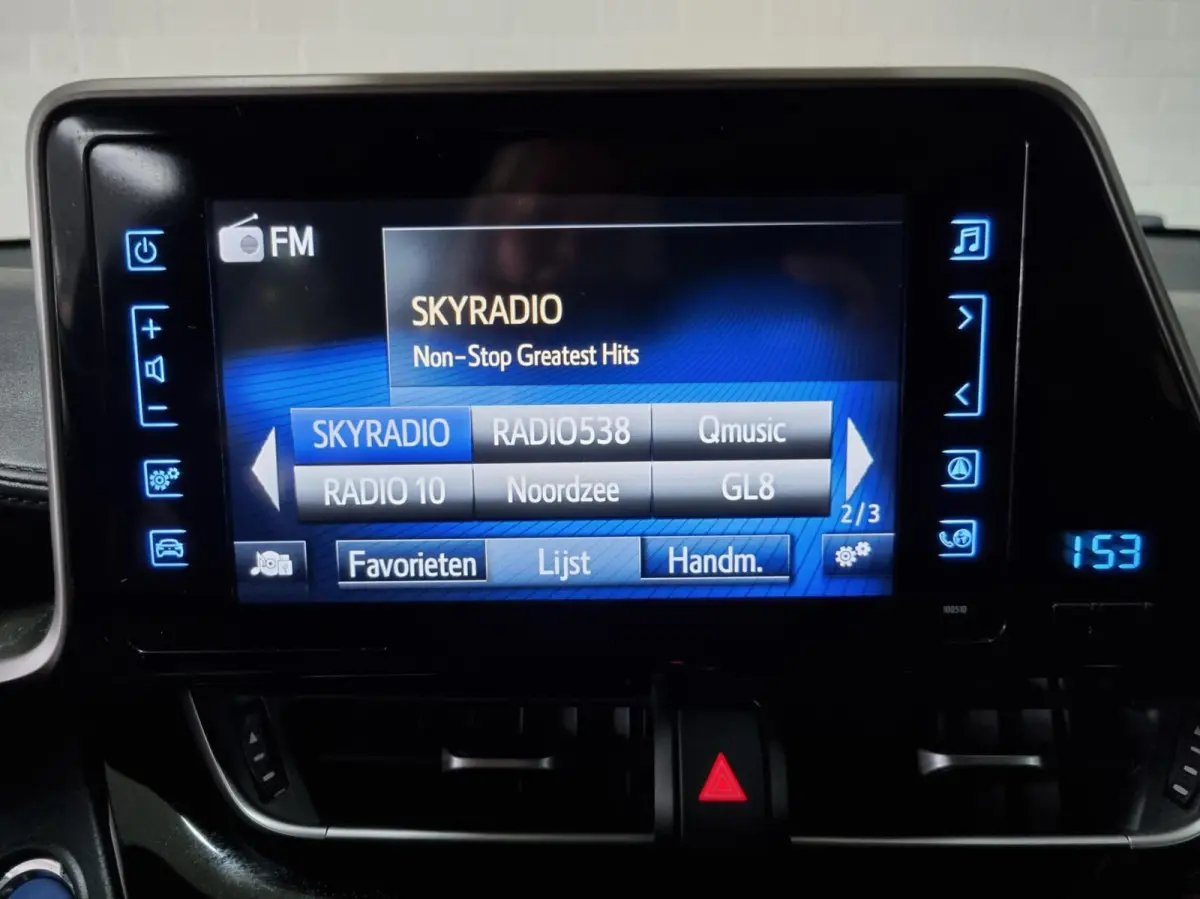 1.8 Hybrid Dynamic / stoel- en stuurverwarming