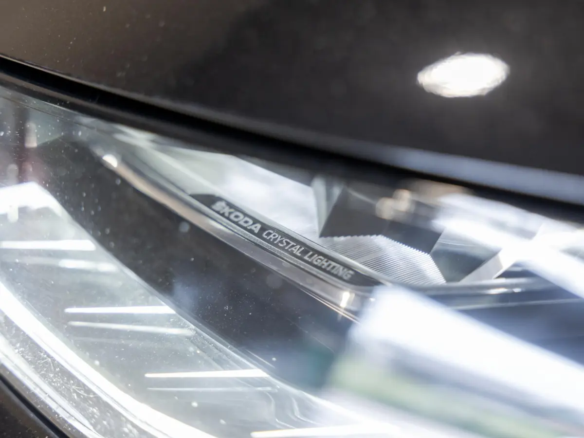 1.5 TSI Business Edition / 150pk / Achteruitrij camera / Dodehoek assistent /