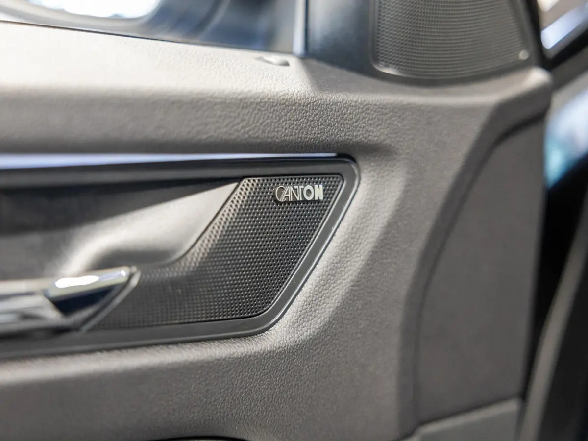 1.5 TSI Business Edition / 150pk / Achteruitrij camera / Dodehoek assistent /