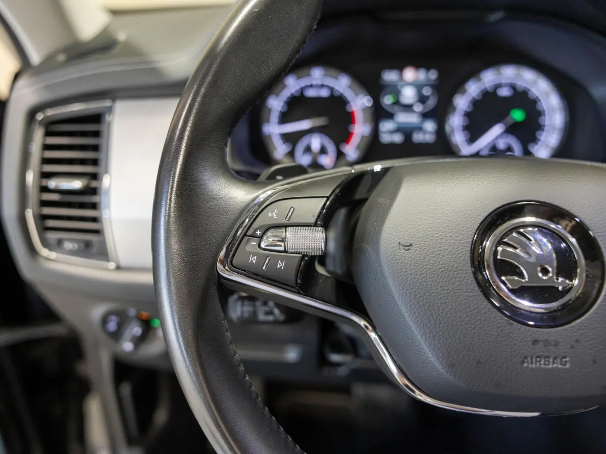 1.5 TSI Business Edition / 150pk / Achteruitrij camera / Dodehoek assistent /