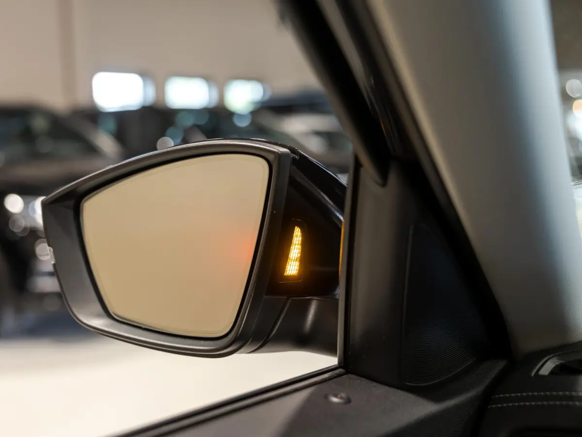 1.5 TSI Business Edition / 150pk / Achteruitrij camera / Dodehoek assistent /