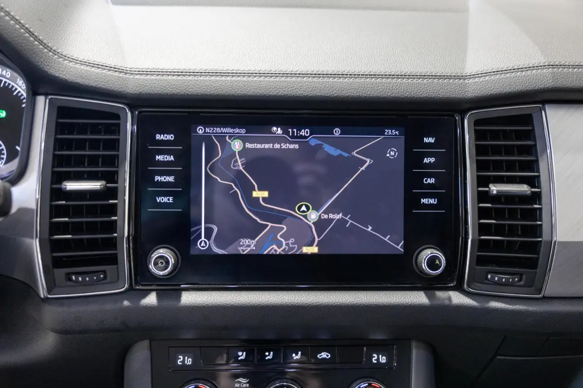 1.5 TSI Business Edition / 150pk / Achteruitrij camera / Dodehoek assistent /