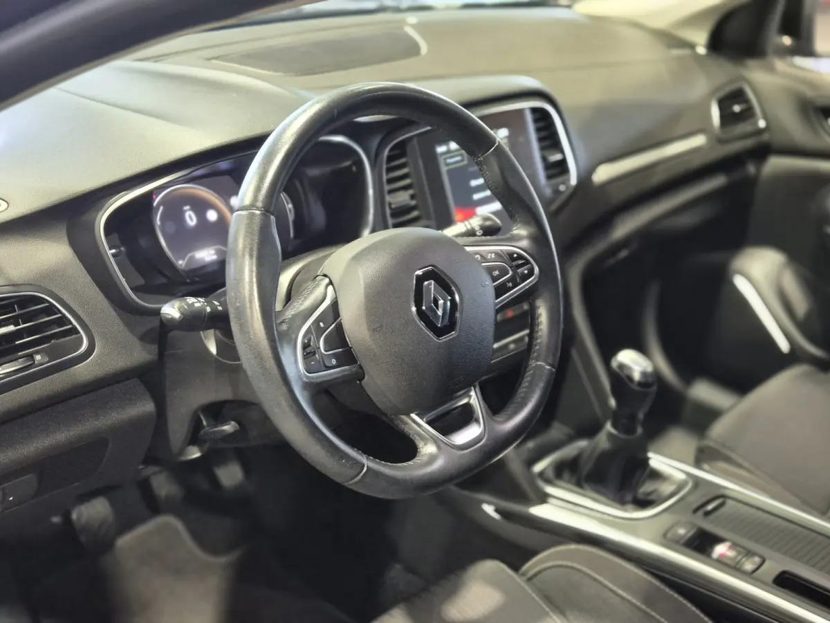 1.3 TCe GT-Line LED | Camera | Carplay-Android | Navi | Cruise