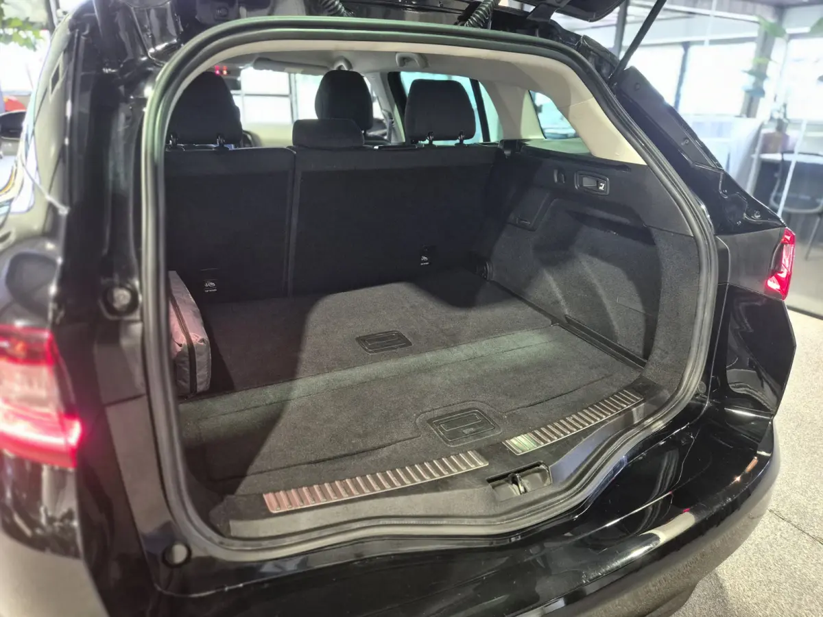 1.3 TCe GT-Line LED | Camera | Carplay-Android | Navi | Cruise