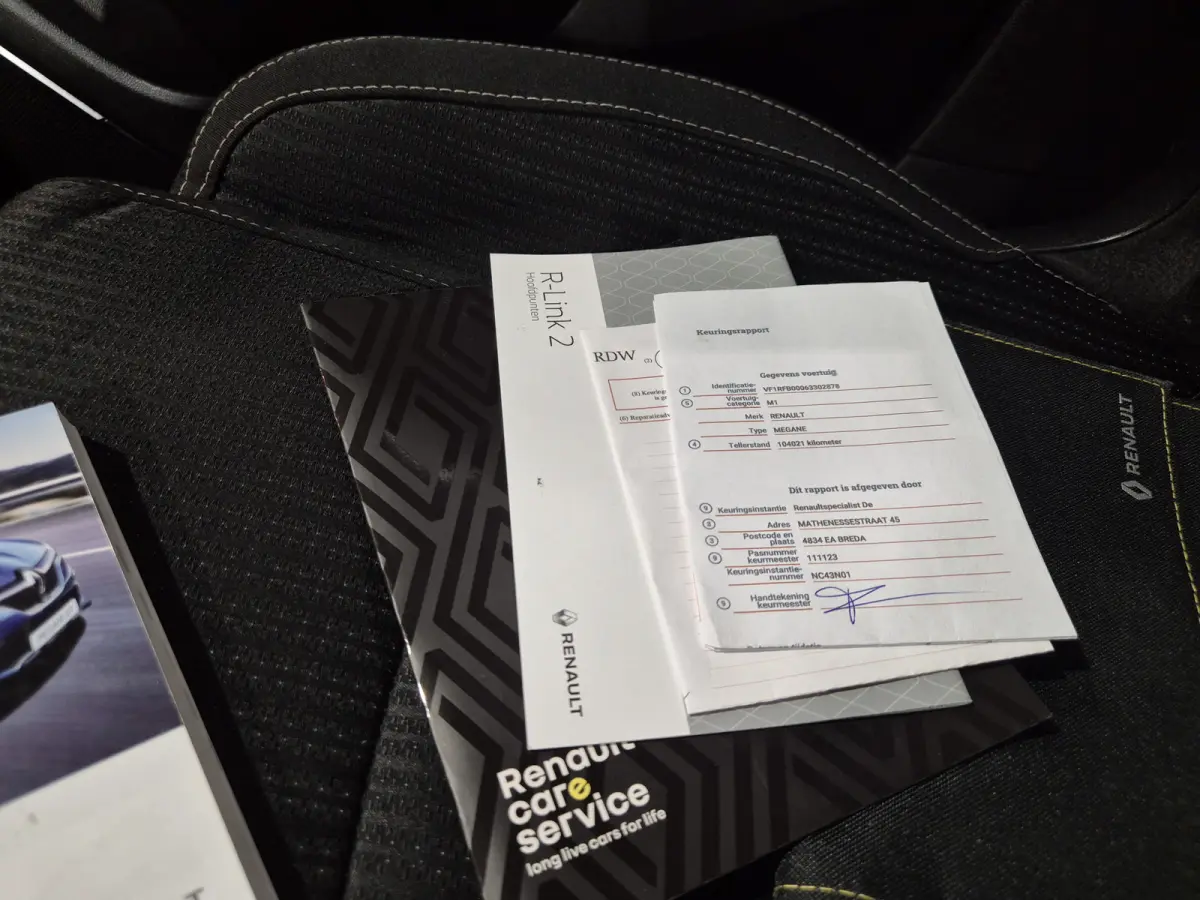 1.3 TCe GT-Line LED | Camera | Carplay-Android | Navi | Cruise