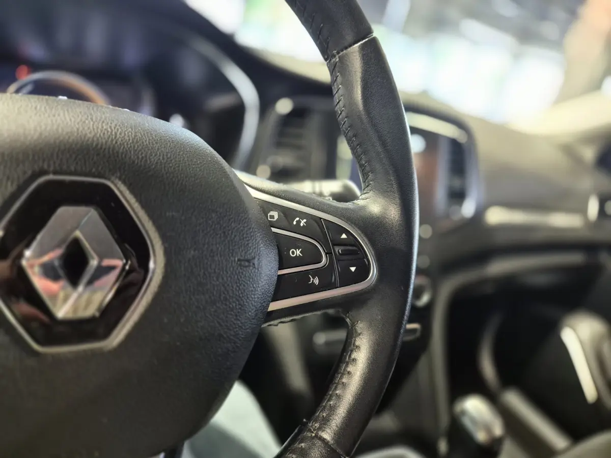 1.3 TCe GT-Line LED | Camera | Carplay-Android | Navi | Cruise