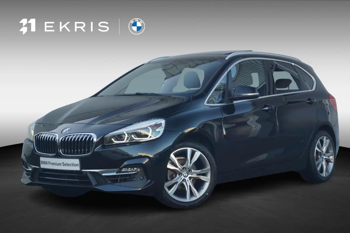 218i | Luxury Line | Panoramadak | Head-Up Display | Verwarmde voorstoelen | Trekhaak