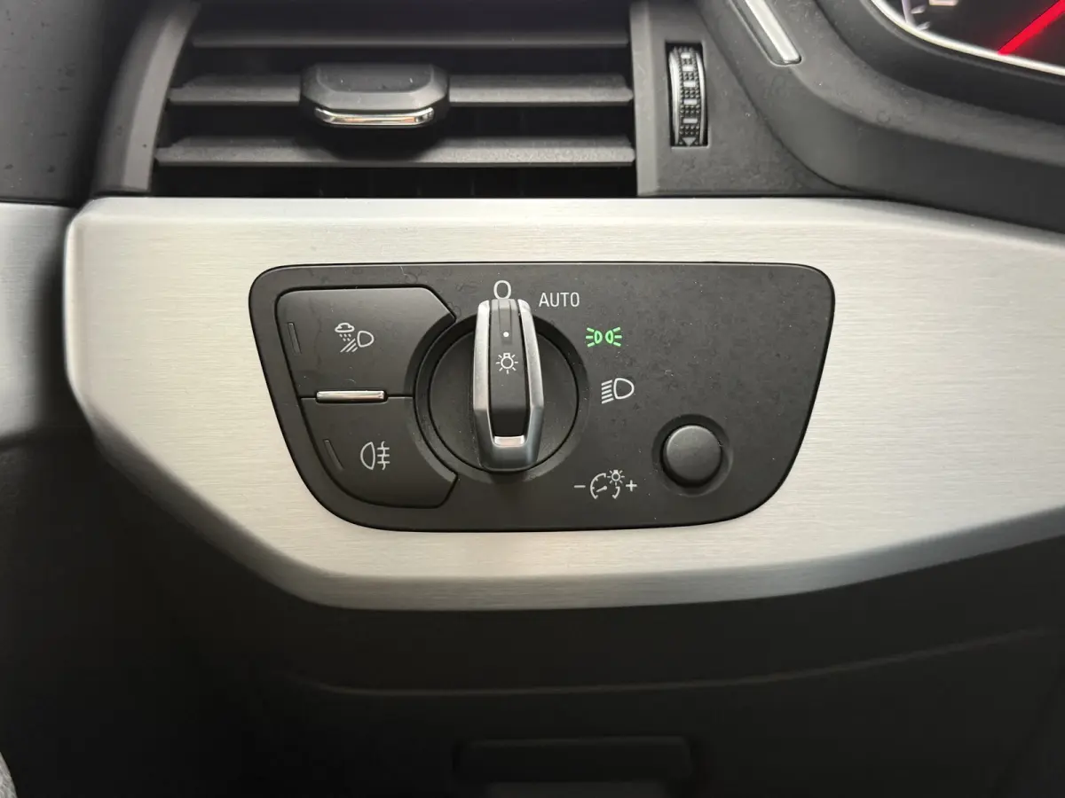 35 TFSI Sport S-line edition | Leder | ACC | Apple Carplay | Stoelverwarming