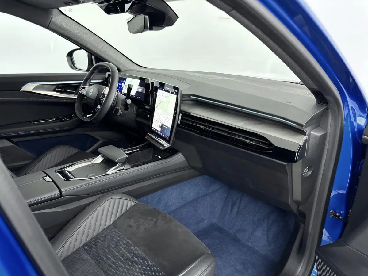 1.2 E-Tech 4x4 plug-in hybrid 300Pk esprit Alpine | Google Navigatie | Apple & Android Carplay | 4 Control | Parkeersensoren Voor & Achter | 360 Camera | Stoel, Stuurverwarming | Keyless Ent
