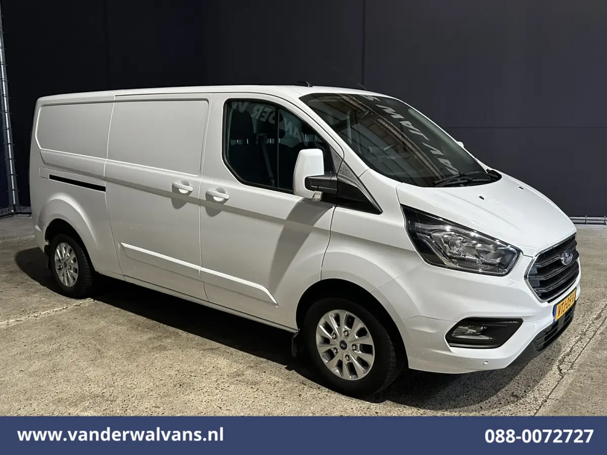 2.0 TDCI 130pk L2H1 Euro6 Airco | Navigatie | 2800kg Trekhaak | LED | Apple Carplay Cruisecontrol, Stoelverwarming, verwarmde Voorruit, LM Velgen, Parkeersensoren, Bijrijdersbank