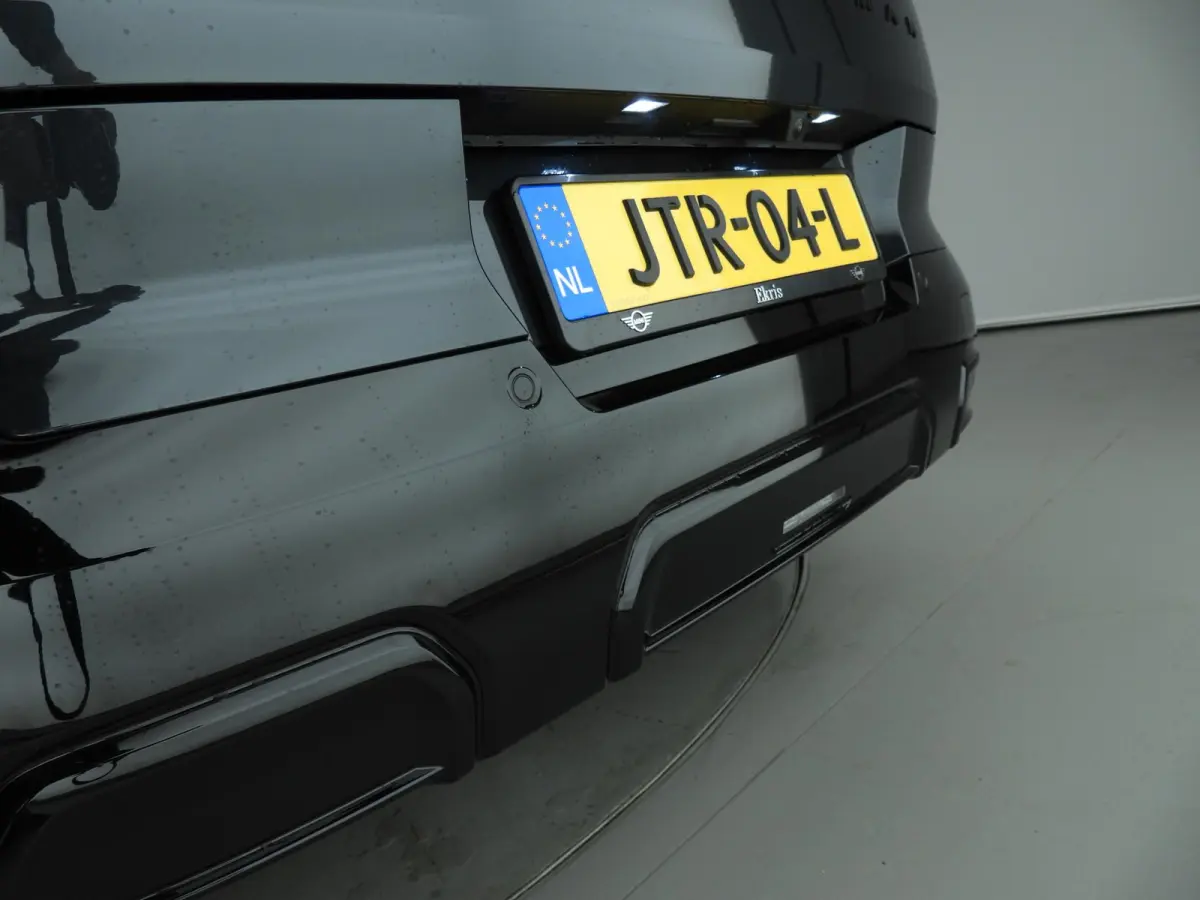 1.5 C John Cooper Works | Stuurwielrand verwarmd | Panoramadak | Elektrisch verstelbare stoelen | Driving Assistant Professional | Stoelverwarming | Harman-Kardon |