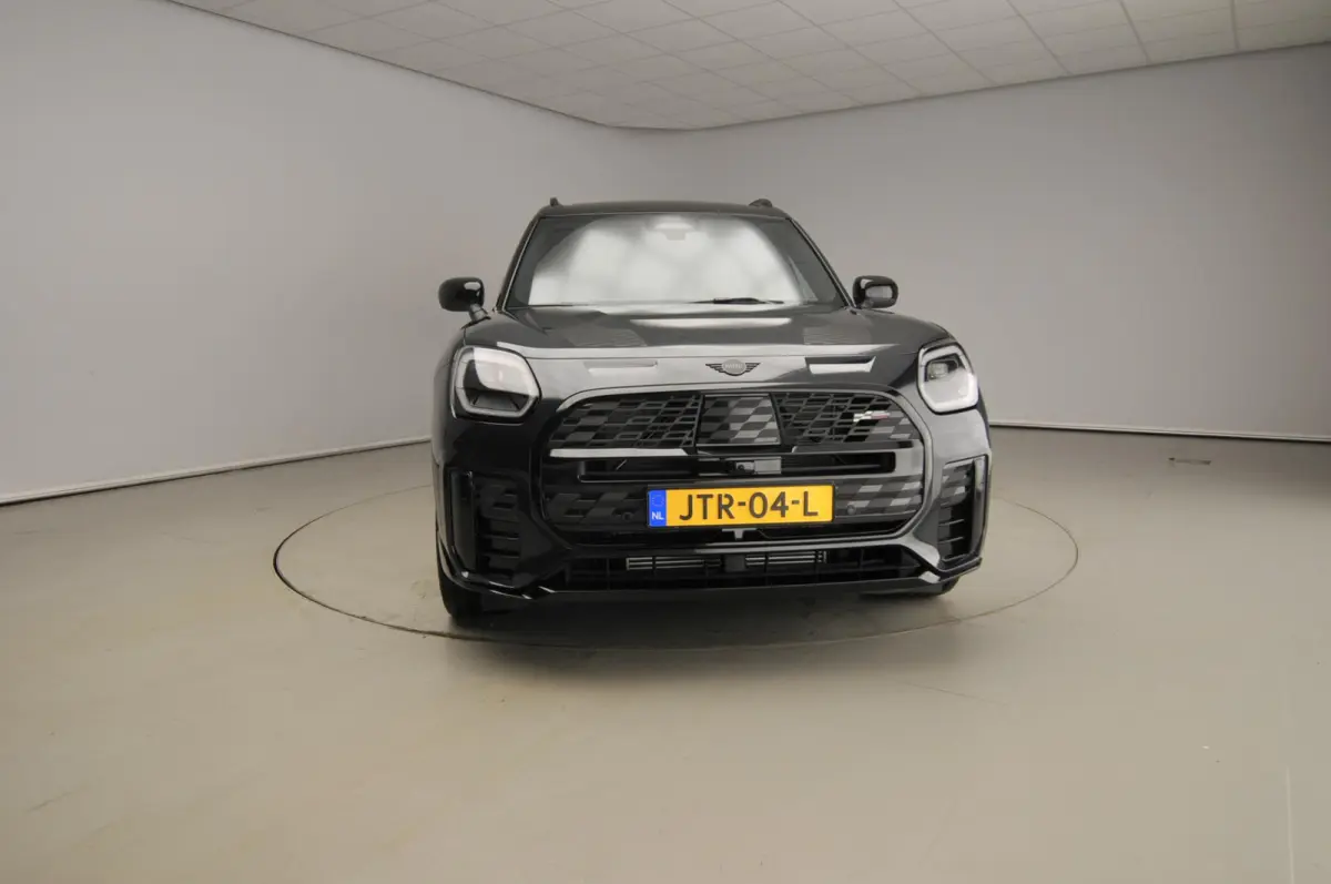 1.5 C John Cooper Works | Stuurwielrand verwarmd | Panoramadak | Elektrisch verstelbare stoelen | Driving Assistant Professional | Stoelverwarming | Harman-Kardon |