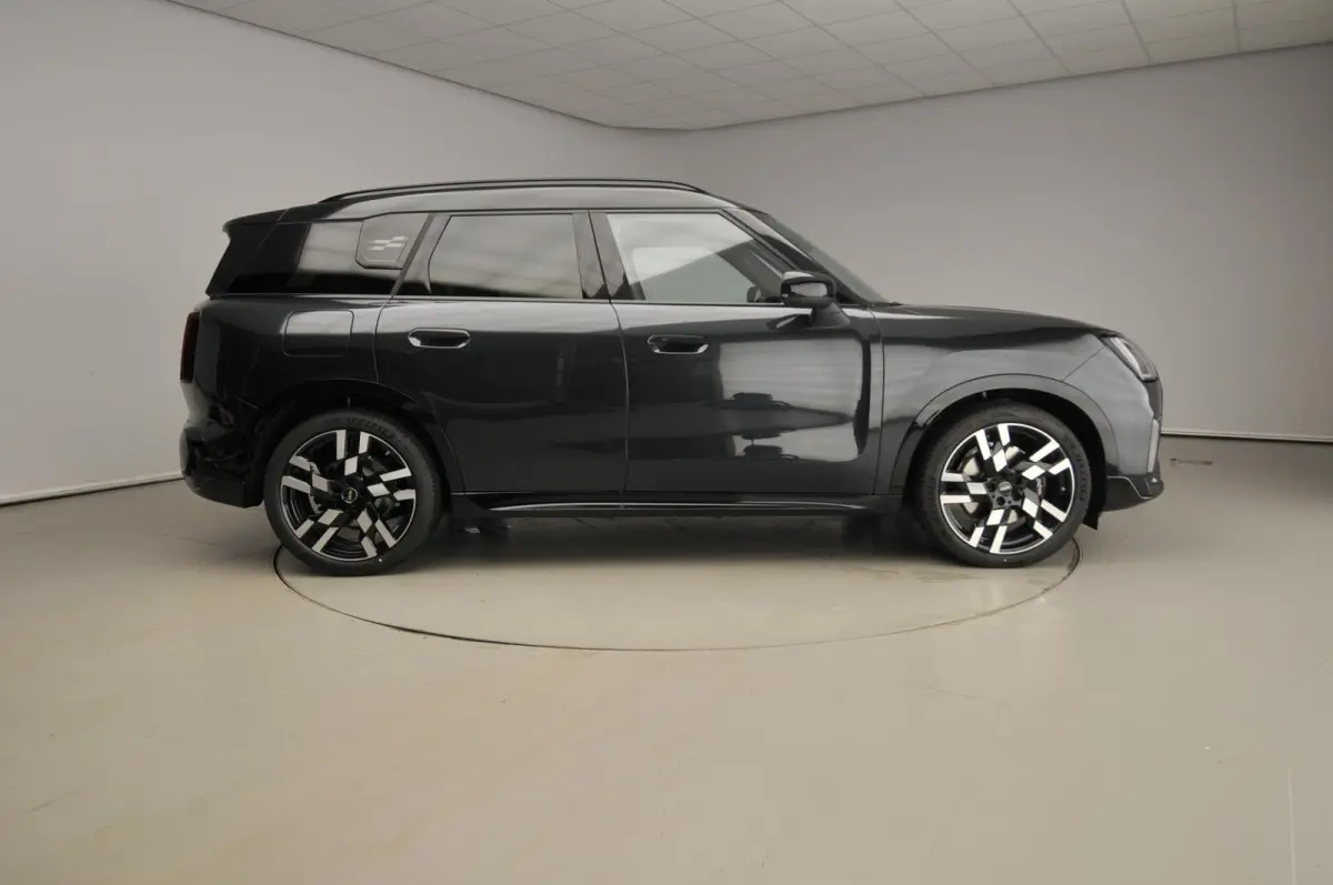 1.5 C John Cooper Works | Stuurwielrand verwarmd | Panoramadak | Elektrisch verstelbare stoelen | Driving Assistant Professional | Stoelverwarming | Harman-Kardon |