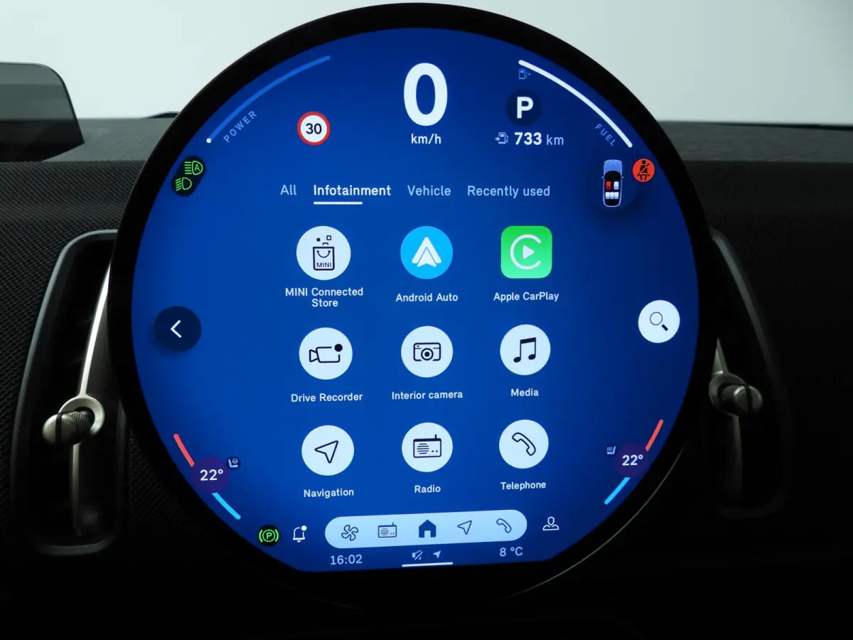 1.5 C John Cooper Works | Stuurwielrand verwarmd | Panoramadak | Elektrisch verstelbare stoelen | Driving Assistant Professional | Stoelverwarming | Harman-Kardon |