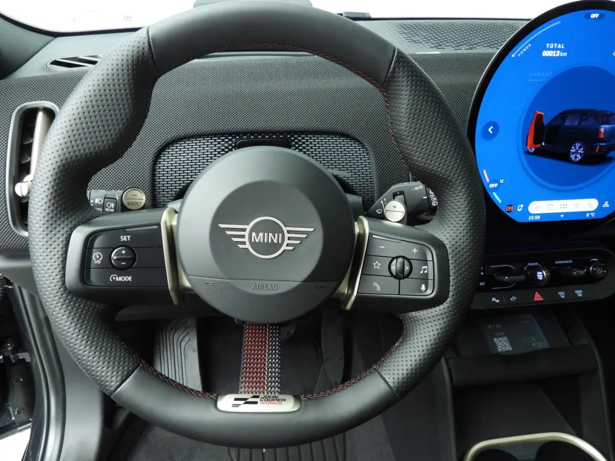 1.5 C John Cooper Works | Stuurwielrand verwarmd | Panoramadak | Elektrisch verstelbare stoelen | Driving Assistant Professional | Stoelverwarming | Harman-Kardon |