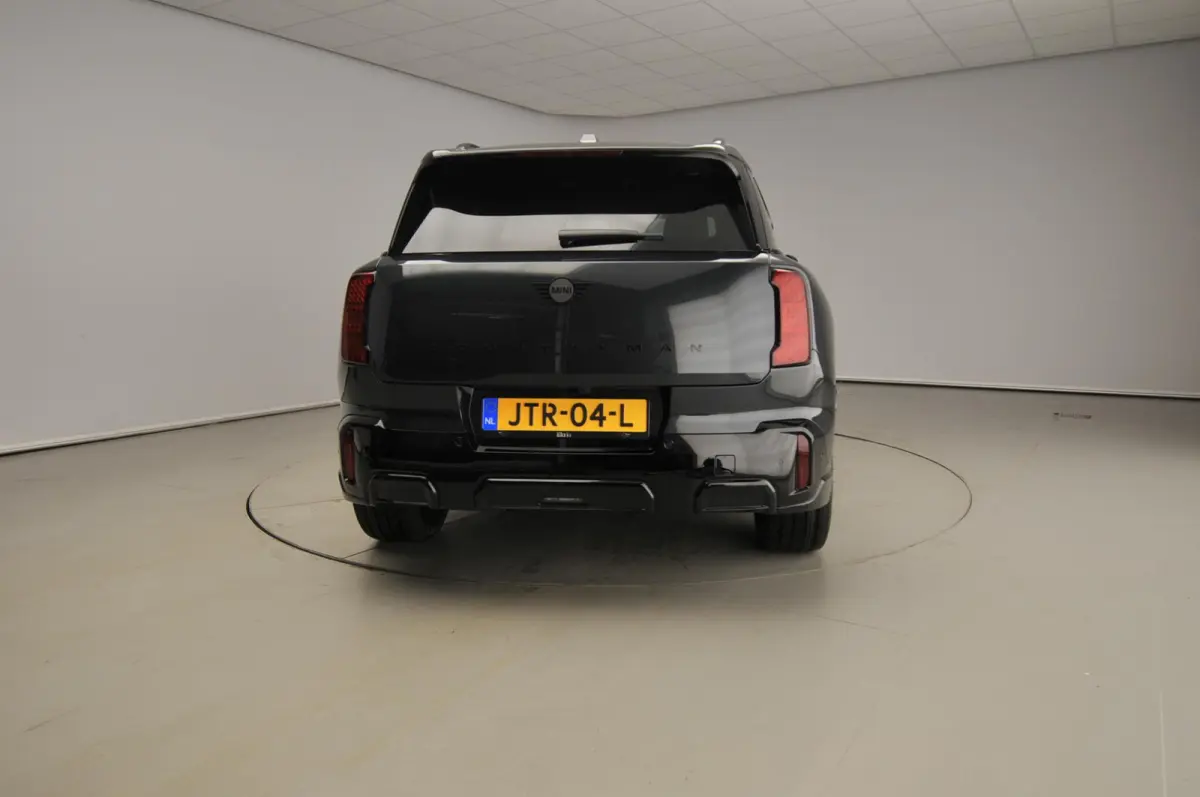 1.5 C John Cooper Works | Stuurwielrand verwarmd | Panoramadak | Elektrisch verstelbare stoelen | Driving Assistant Professional | Stoelverwarming | Harman-Kardon |