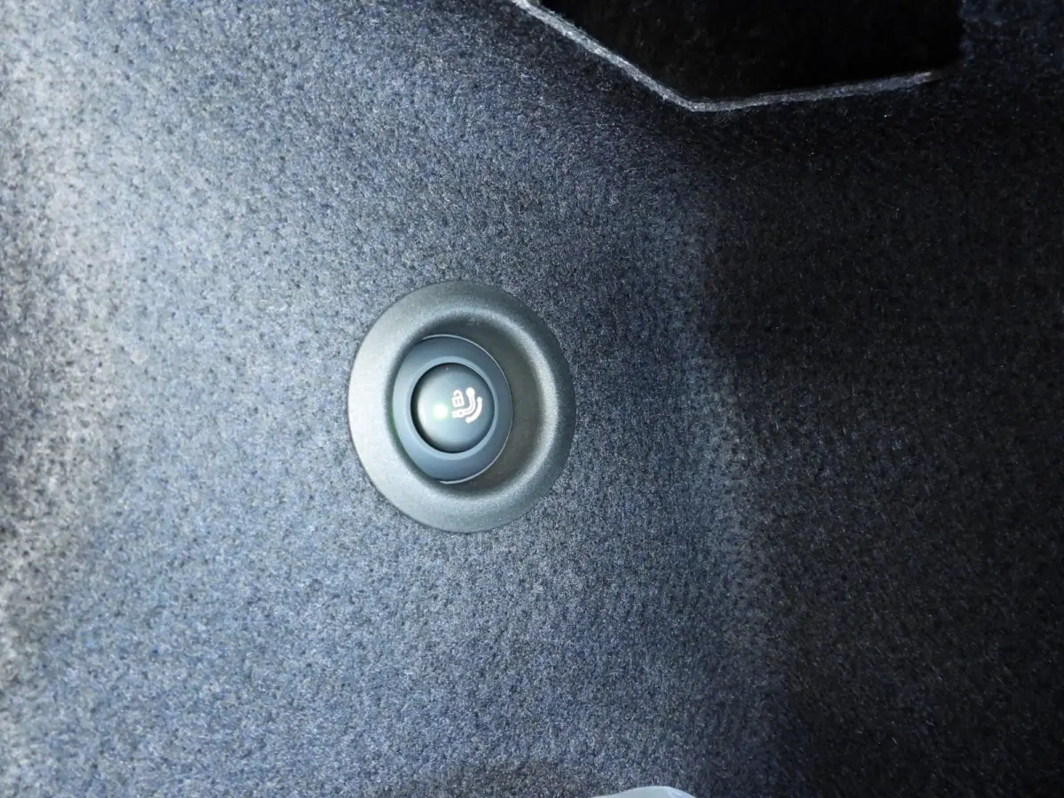 1.5 C John Cooper Works | Stuurwielrand verwarmd | Panoramadak | Elektrisch verstelbare stoelen | Driving Assistant Professional | Stoelverwarming | Harman-Kardon |