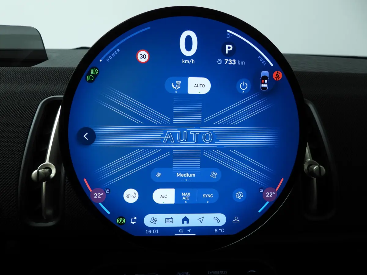 1.5 C John Cooper Works | Stuurwielrand verwarmd | Panoramadak | Elektrisch verstelbare stoelen | Driving Assistant Professional | Stoelverwarming | Harman-Kardon |