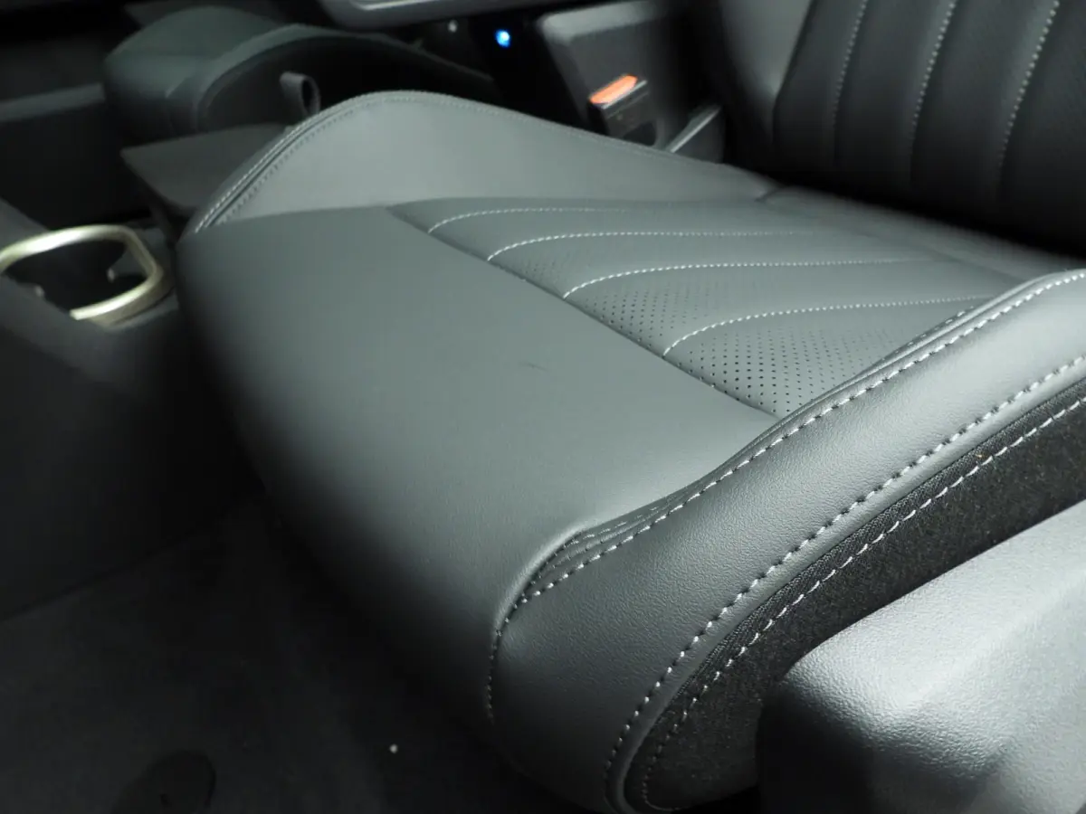 1.5 C John Cooper Works | Stuurwielrand verwarmd | Panoramadak | Elektrisch verstelbare stoelen | Driving Assistant Professional | Stoelverwarming | Harman-Kardon |