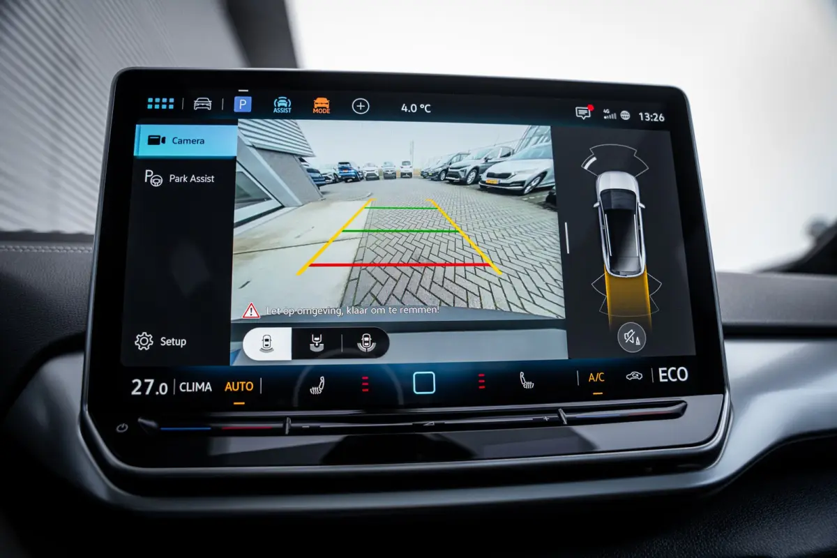 Pro Limited Edition Plus | 'App-Connect' draadloze smartphone integratie | Achterbank in ongelijke delen neerklapbaar incl. middenarmsteun en doorlaadmogelijkheid | Achterklep, elektrisch , 
