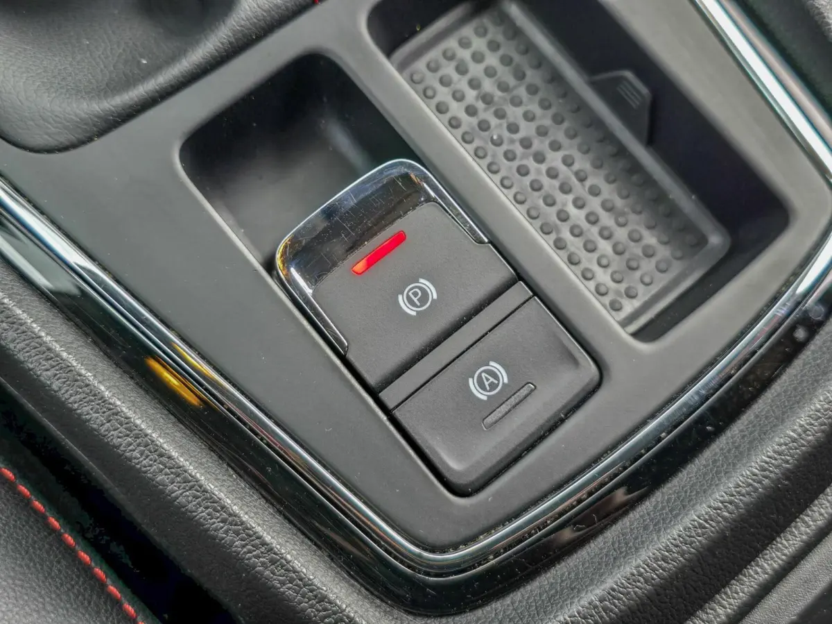 1.5 FR|CARPLAY|CRUISE|BEATS|STOELVERW