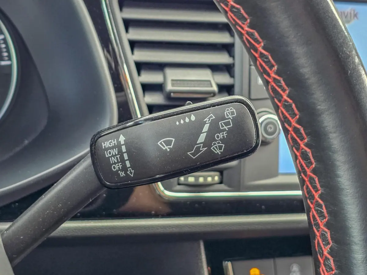 1.5 FR|CARPLAY|CRUISE|BEATS|STOELVERW