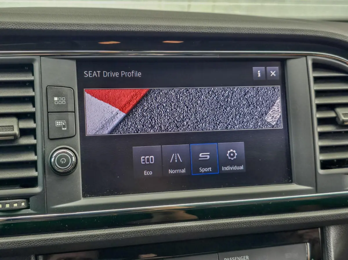 1.5 FR|CARPLAY|CRUISE|BEATS|STOELVERW