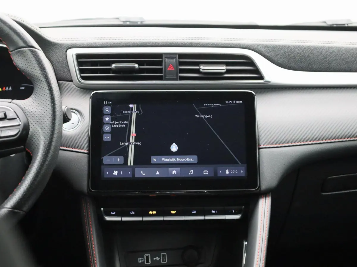 EV Standard Range Comfort 50 kWh | CAMERA | STOELVERWARMING | NAVIGATIE