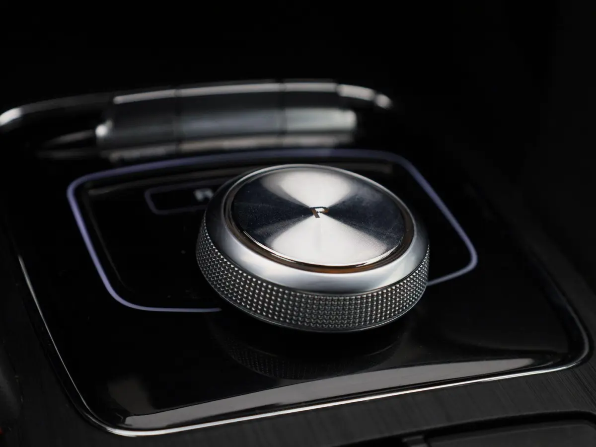 EV Standard Range Comfort 50 kWh | CAMERA | STOELVERWARMING | NAVIGATIE