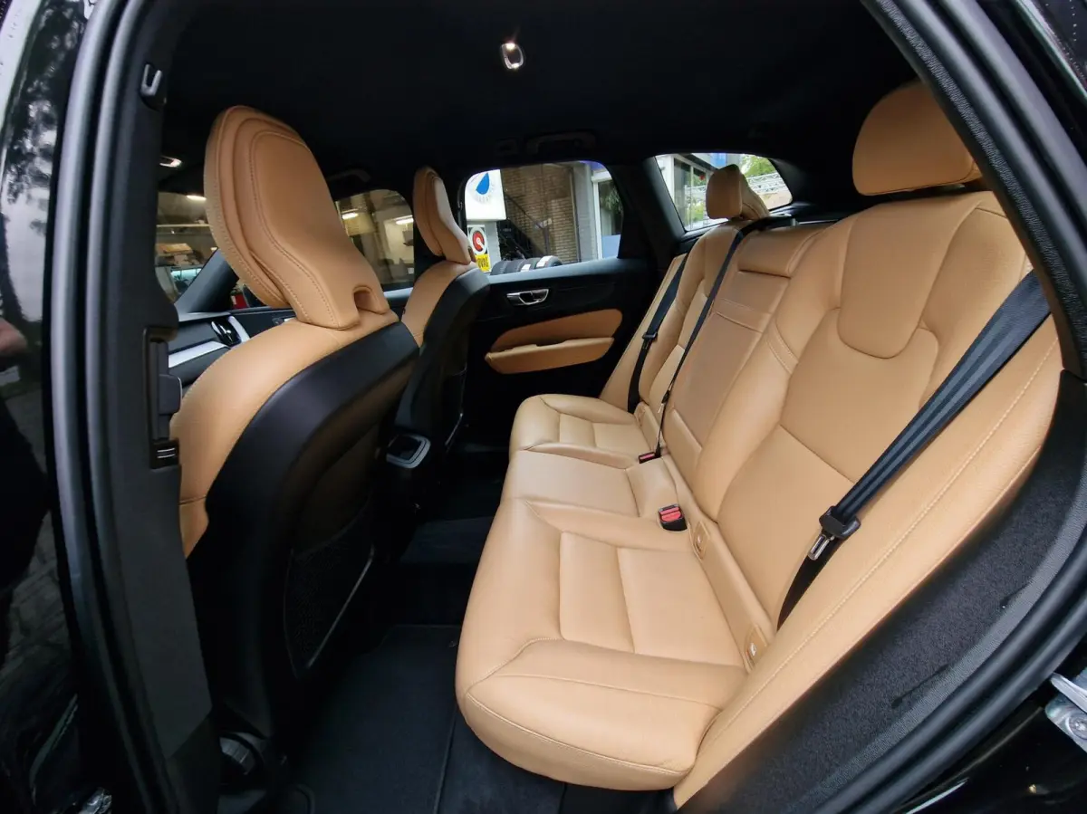2.0 B5 251PK Inscription|Trekhaak|ACC|Clima|Carplay|Camera