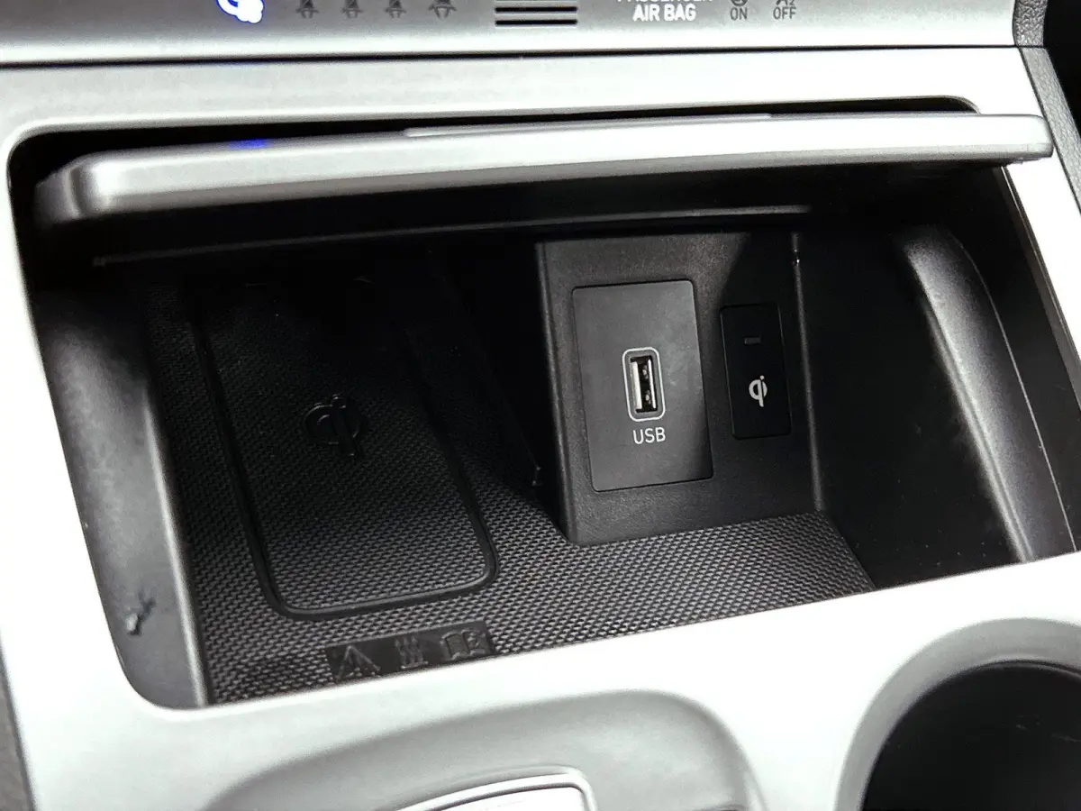EV Premium 64 kWh | Apple Carplay/Android Auto| Adaptieve Cruise Control | Camera