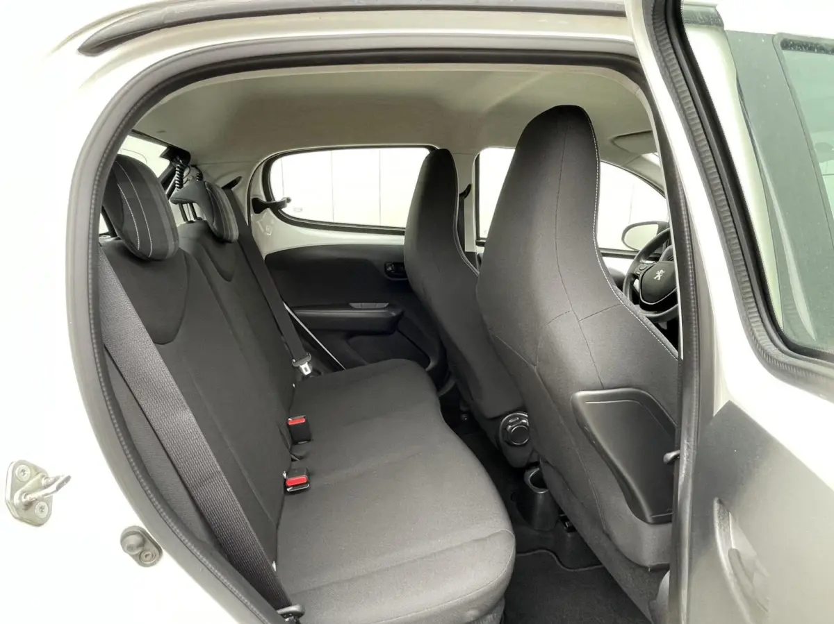 1.0 e-VTi Active | NL Auto | Incl BTW | Airco | 5Drs |