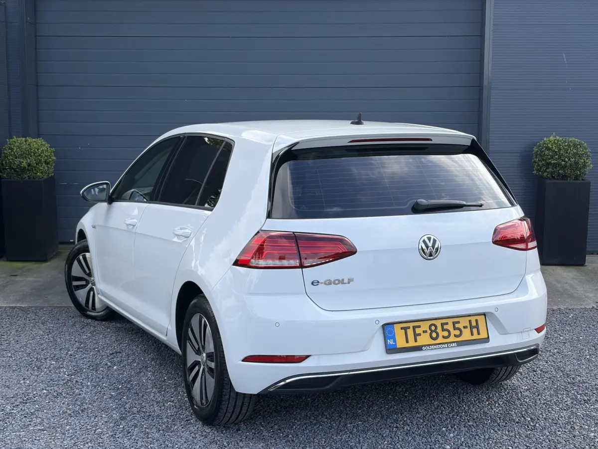 ✓SOH 84,55%✓Carplay✓Navi✓LED✓Clima✓Cruise✓Pdc V+A✓Lm velgen✓N.A.P✓Apk tot 07-2027