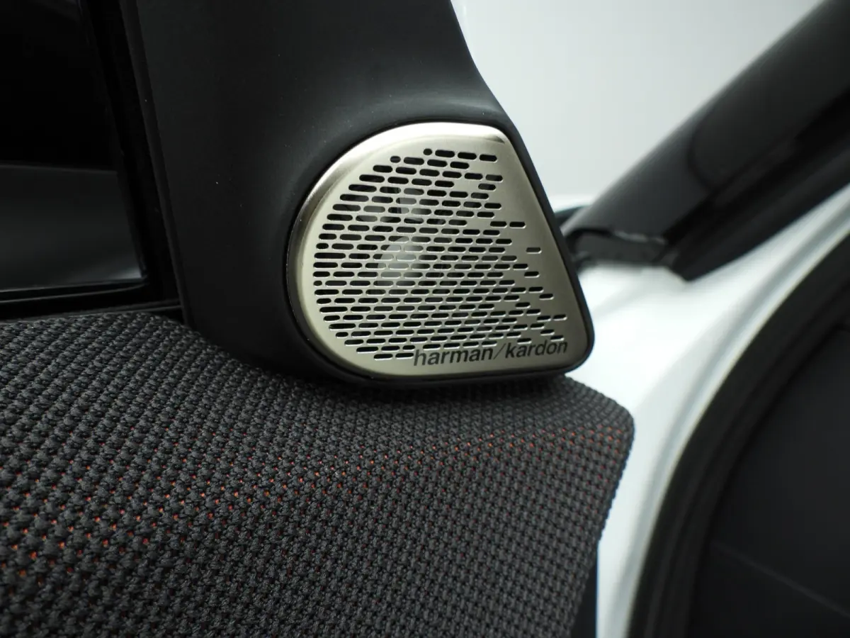 2.0 S John Cooper Works ALL4 John Cooper Works | pakket L | Panoramadak | Harman-Kardon | Driving Assistant Plus | Stoelverwarming | Comfort Access |