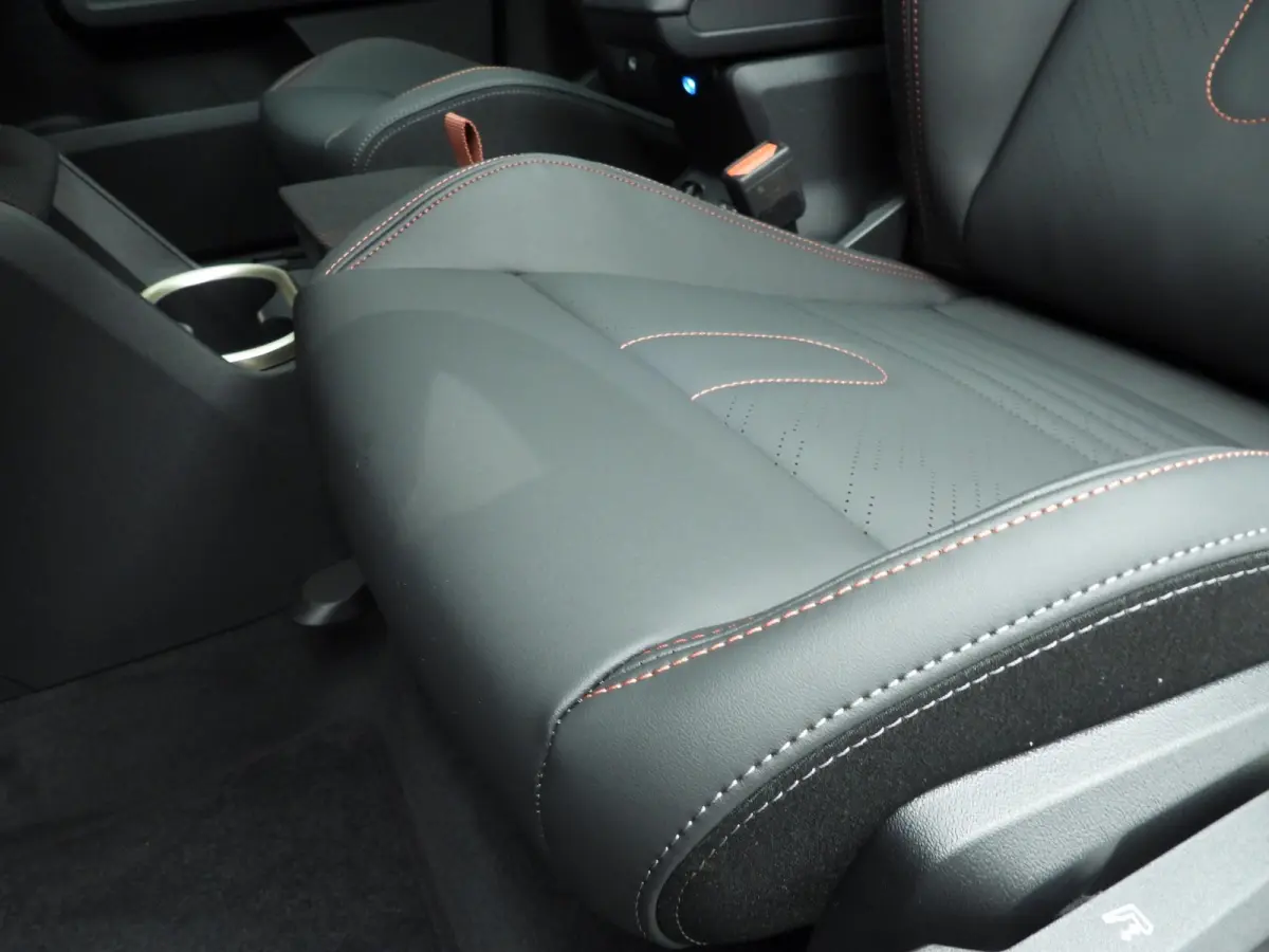 2.0 S John Cooper Works ALL4 John Cooper Works | pakket L | Panoramadak | Harman-Kardon | Driving Assistant Plus | Stoelverwarming | Comfort Access |