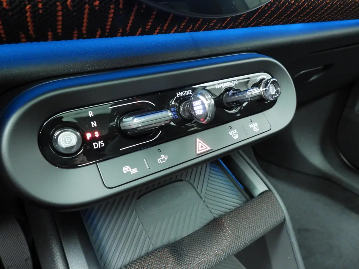 2.0 S John Cooper Works ALL4 John Cooper Works | pakket L | Panoramadak | Harman-Kardon | Driving Assistant Plus | Stoelverwarming | Comfort Access |