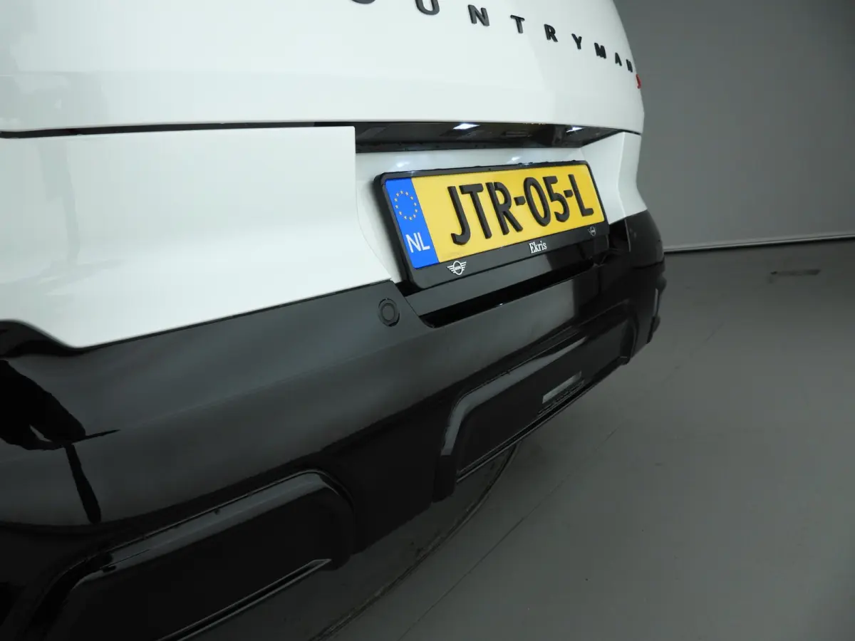 2.0 S John Cooper Works ALL4 John Cooper Works | pakket L | Panoramadak | Harman-Kardon | Driving Assistant Plus | Stoelverwarming | Comfort Access |