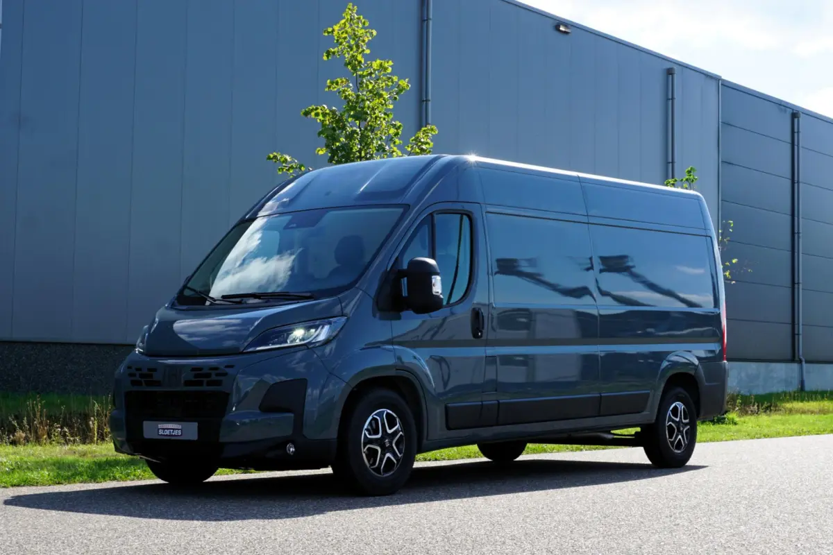 2.2 MultiJet 180 L3H2 3.5t in Topstaat |2 stoelen |Adaptive Cruise |Automaat |BPM Voordeel |Camperabasis |Full-LED |Rondom parkeersensoren |Achteruitrijcamera |Digitale binnenspiegel |Betimm