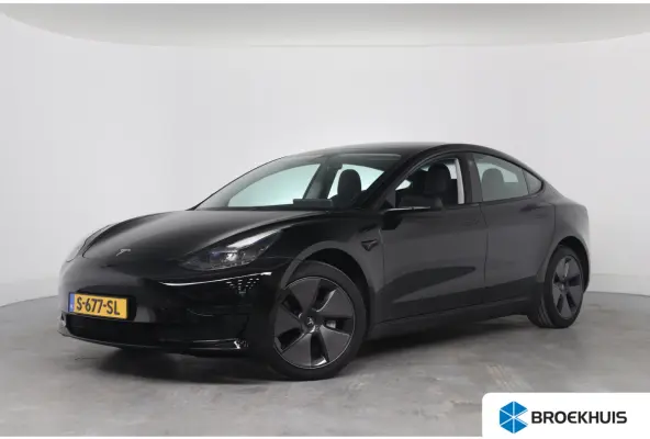 RWD 60 kWh | SOH 92% | 1e Eigenaar! | Panoramadak | Leder | LED | Keyless | 360 Camera | Clima | Stoelverwarming | Navi