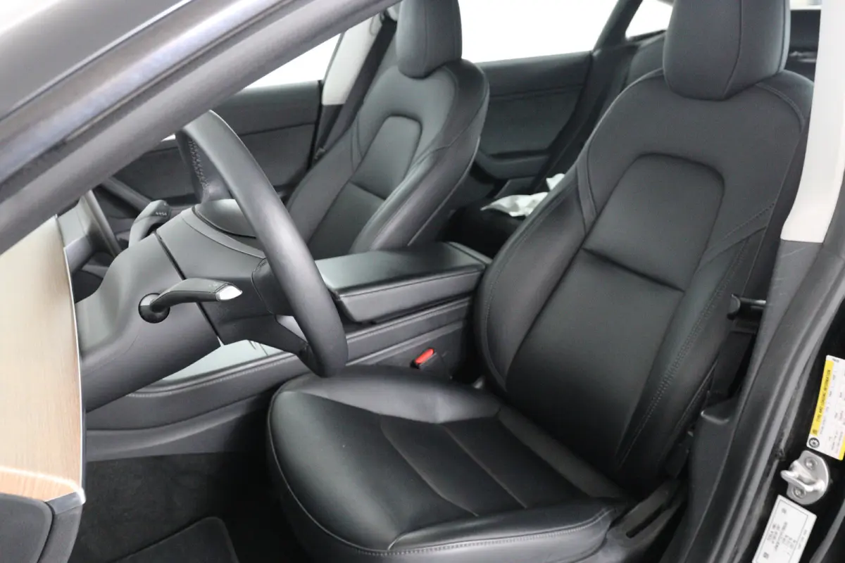 RWD 60 kWh | SOH 92% | 1e Eigenaar! | Panoramadak | Leder | LED | Keyless | 360 Camera | Clima | Stoelverwarming | Navi