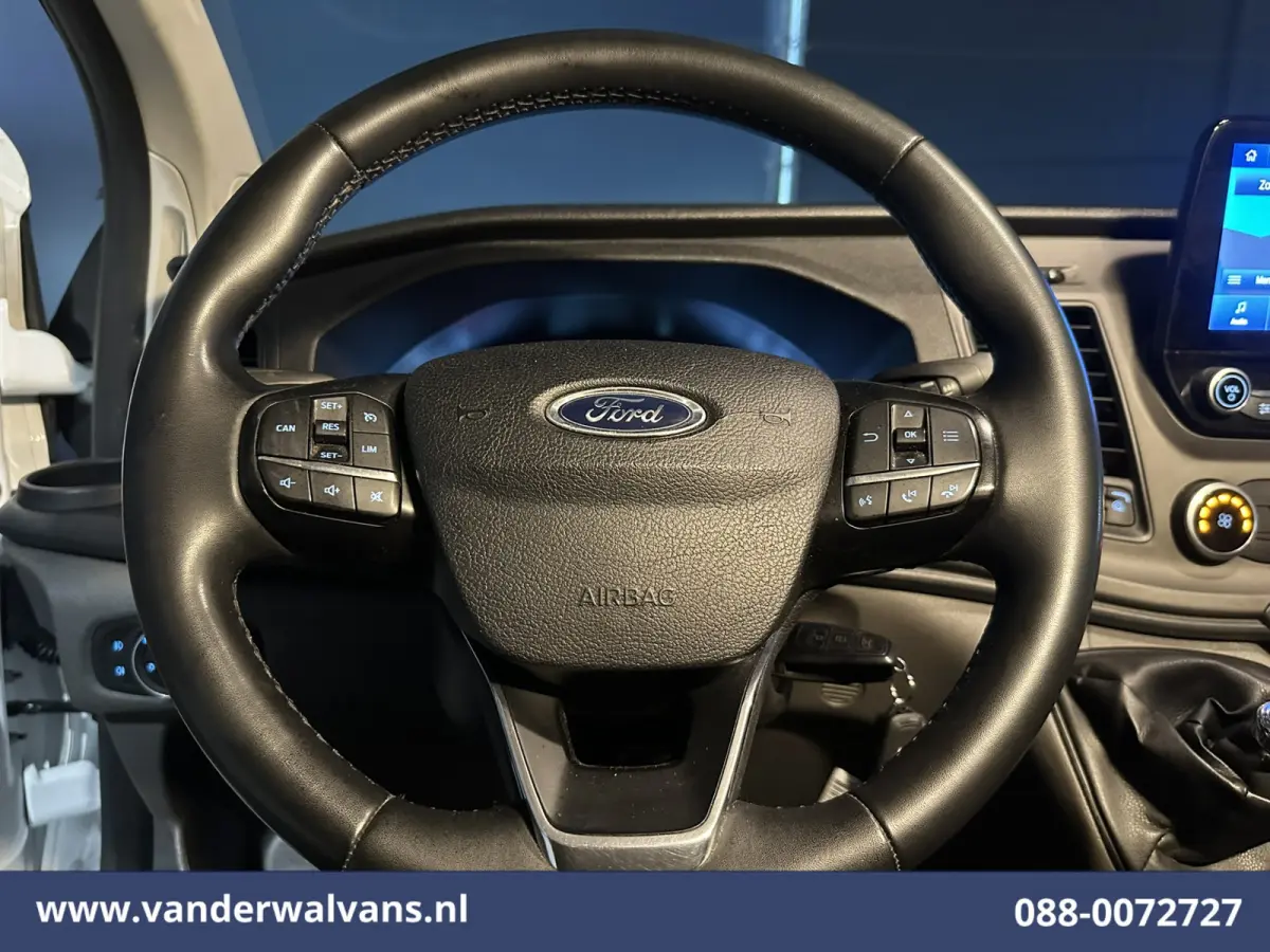 2.0 TDCI L2H1 Euro6 Airco | Camera | Navigatie | Cruisecontrol | LED | Stoelverwarming | Parkeersensoren Bijrijdersbank, Verwarmde voorruit