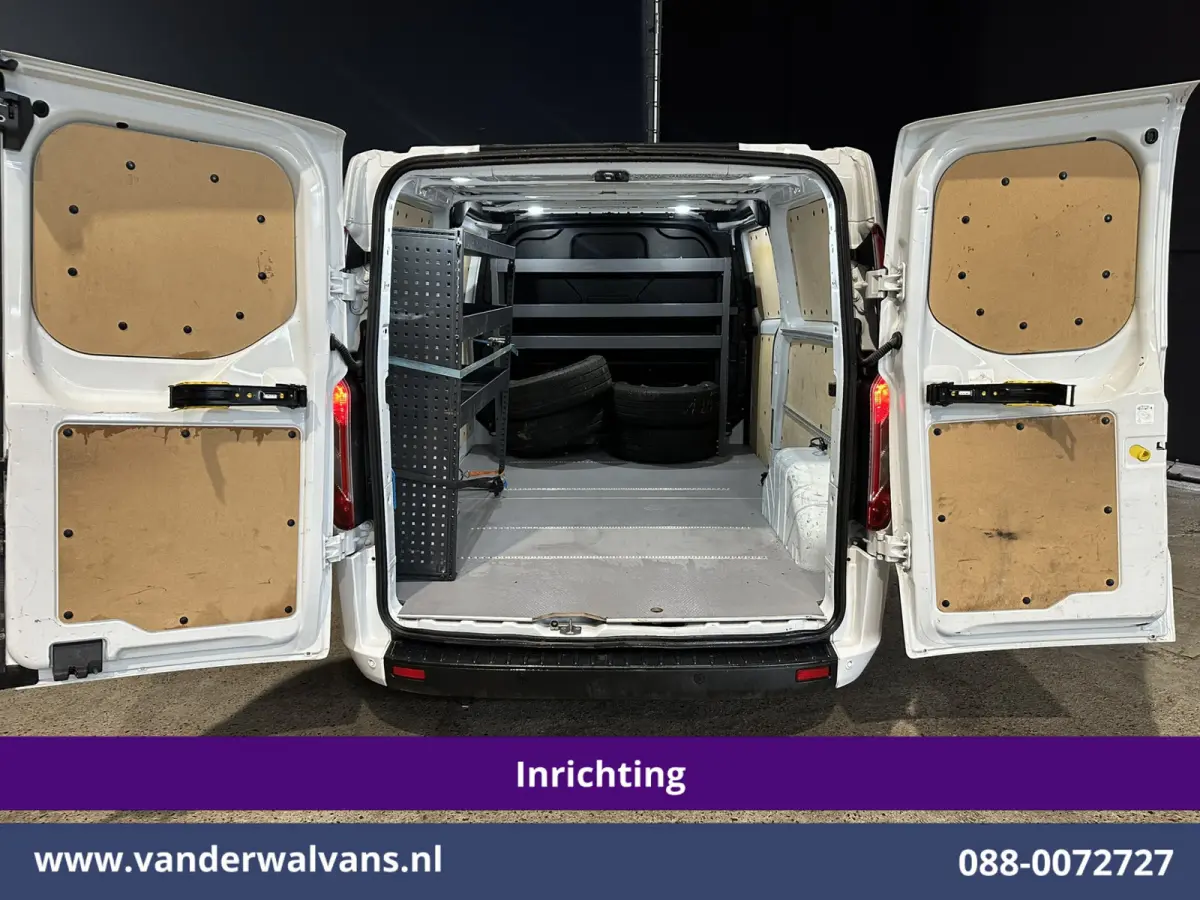 2.0 TDCI L2H1 Inrichting Euro6 Airco | Camera | Navigatie | Cruisecontrol | LED | Stoelverwarming | Parkeersensoren Bijrijdersbank, Verwarmde voorruit