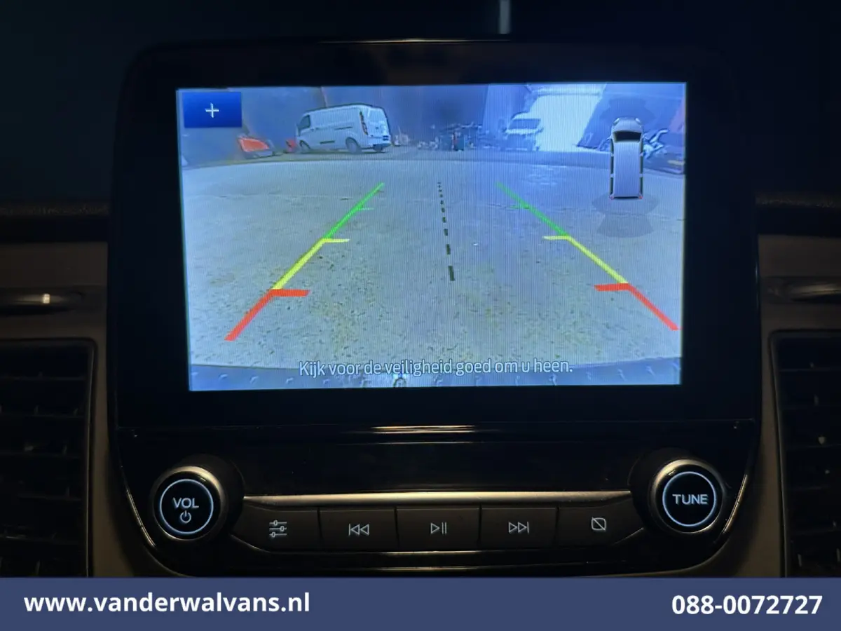 2.0 TDCI L2H1 Euro6 Airco | Camera | Navigatie | Cruisecontrol | LED | Stoelverwarming | Parkeersensoren Bijrijdersbank, Verwarmde voorruit