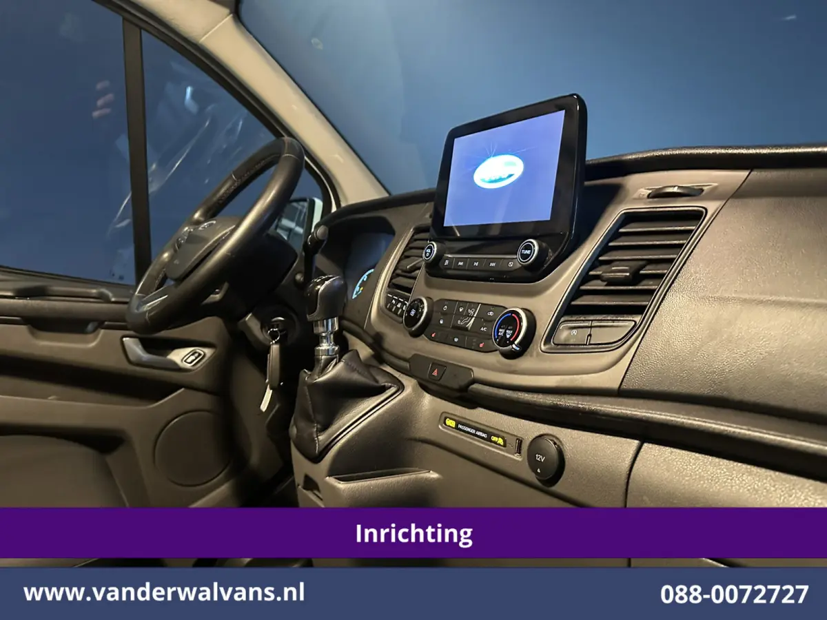 2.0 TDCI L2H1 Inrichting Euro6 Airco | Camera | Navigatie | Cruisecontrol | LED | Stoelverwarming | Parkeersensoren Bijrijdersbank, Verwarmde voorruit