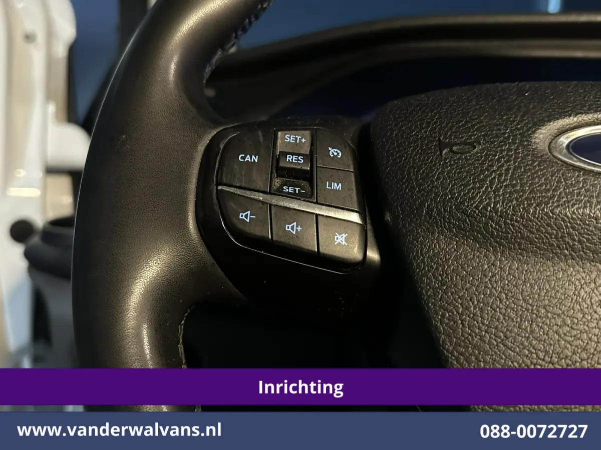 2.0 TDCI L2H1 Inrichting Euro6 Airco | Camera | Navigatie | Cruisecontrol | LED | Stoelverwarming | Parkeersensoren Bijrijdersbank, Verwarmde voorruit